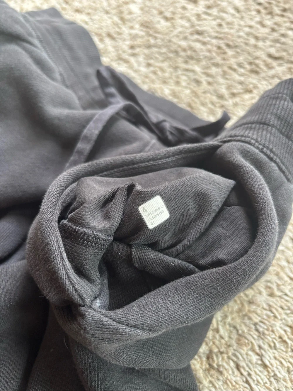 lululemon athletica comfortable black